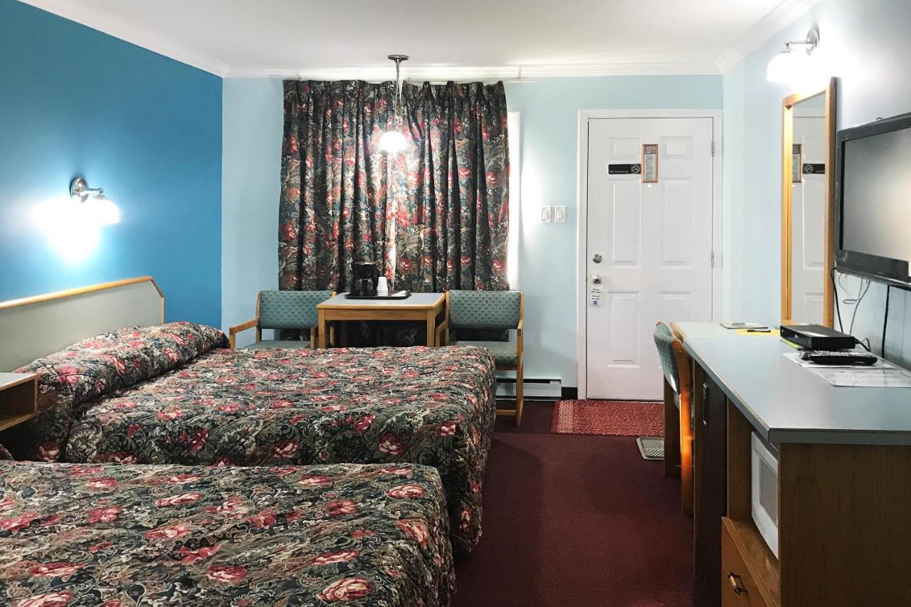 Lamplighter Motel Kamloops Exterior photo