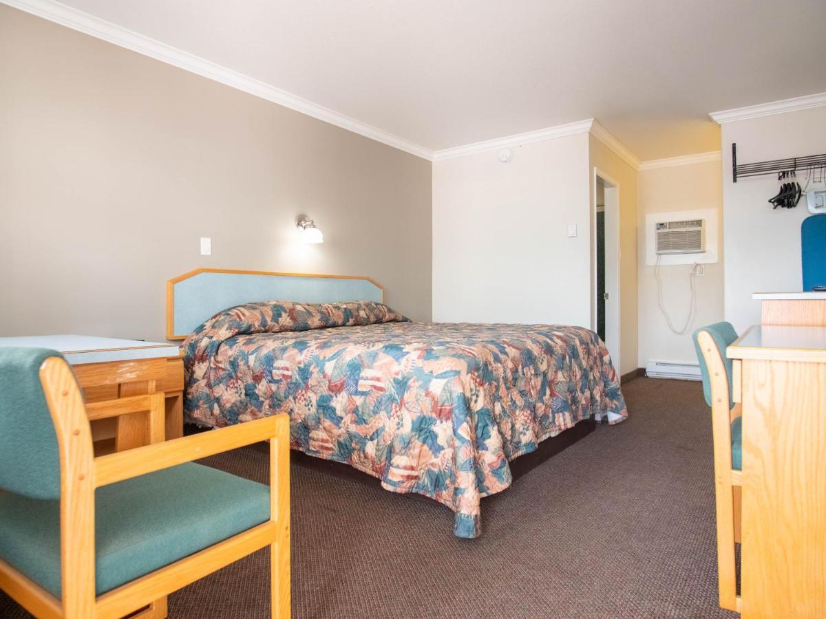 Lamplighter Motel Kamloops Exterior photo